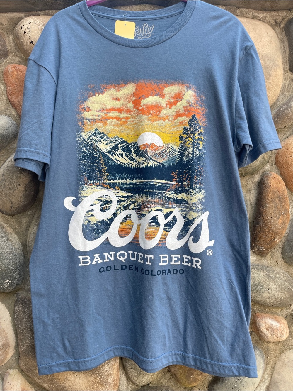 Coors Banquet Beer Golden Colorado Medium Graphic T-Shirt NWT